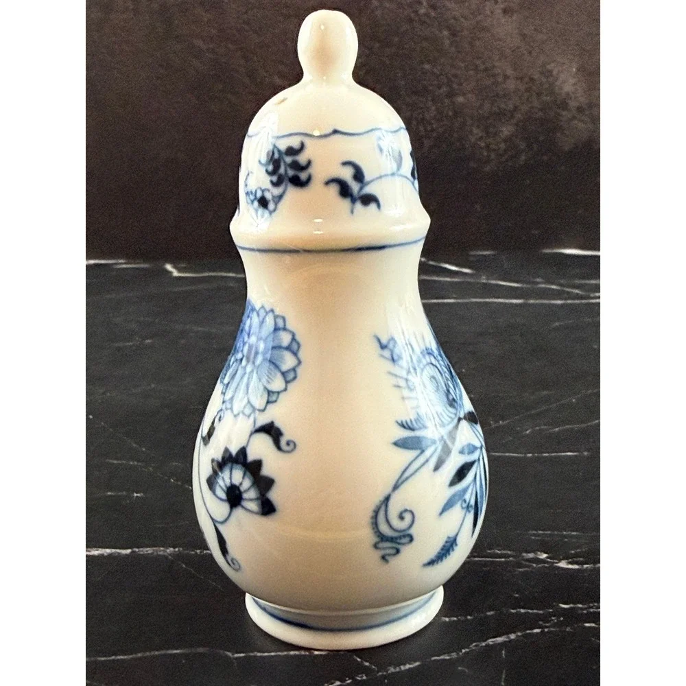 VTG Blue Danube Blue Onion Pattern Pepper Shaker Rectangle Stamp 5in